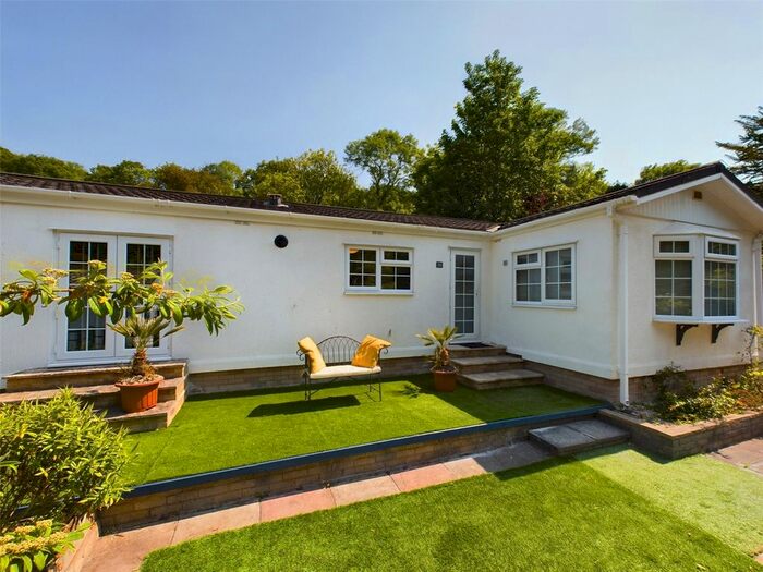 2 Bedroom Mobile/park Home For Sale In Hopeswood Park, Gloucester Road, Longhope, Gloucestershire, GL17