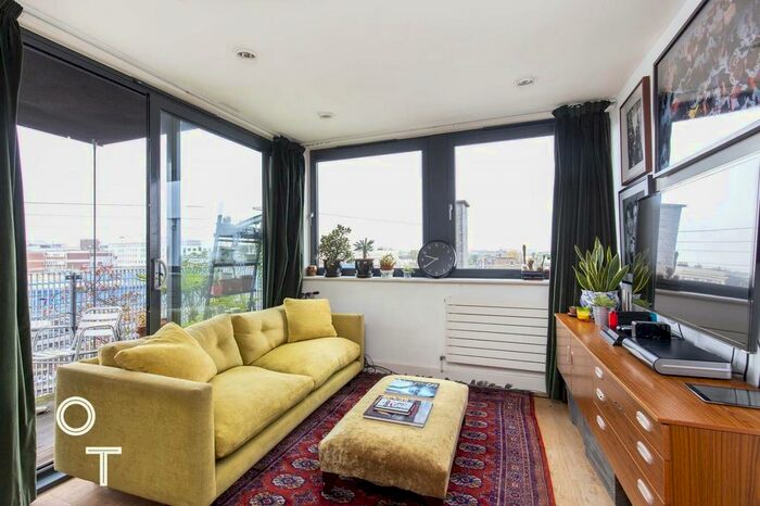 1 Bedroom Flat For Sale In Grafton Road, Kentish Town, NW5