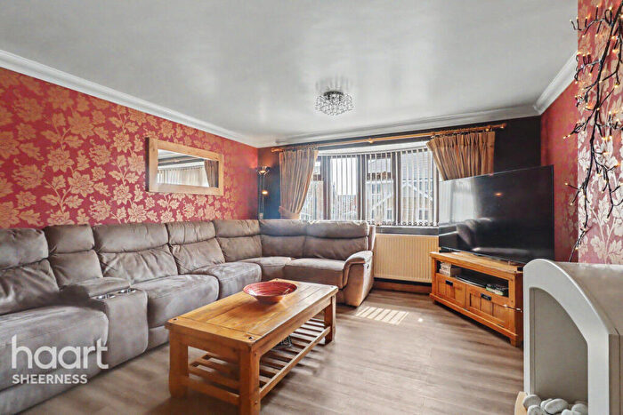 4 Bedroom Detached House For Sale In Drake Avenue, Minster, ME12