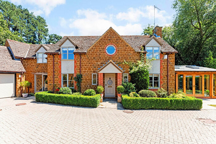 4 Bedroom House For Sale In Hogg End, Chipping Warden, OX17
