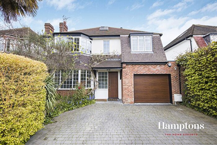 5 Bedroom Detached House To Rent In Foxes Dale, London, SE3