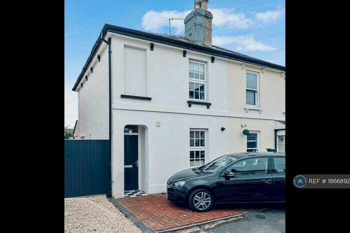 3 Bedroom Semi-Detached House To Rent In Tytherley Villas, Cheltenham, GL52