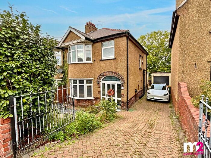 3 Bedroom Semi Detached House For Sale In Heather Road, Newport, NP19