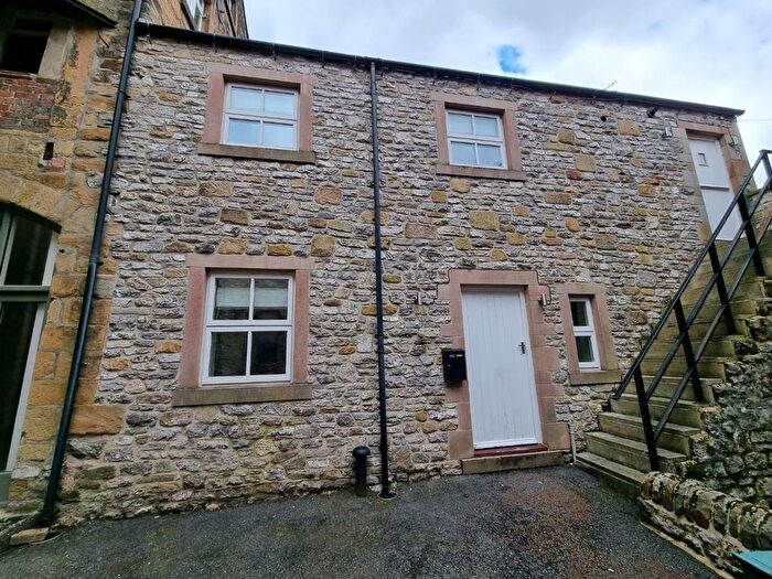 2 Bedroom Property To Rent In Buxton Road, Bakewell, DE45