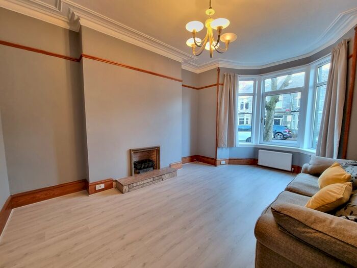 2 Bedroom Flat To Rent In Rosebery Street, West End, Aberdeen, AB15