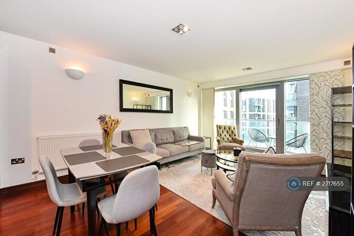 2 Bedroom Flat To Rent In Orbis Wharf, London, SW11