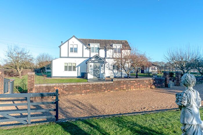 4 Bedroom Detached House For Sale In Snag Lane, Cudham, TN14
