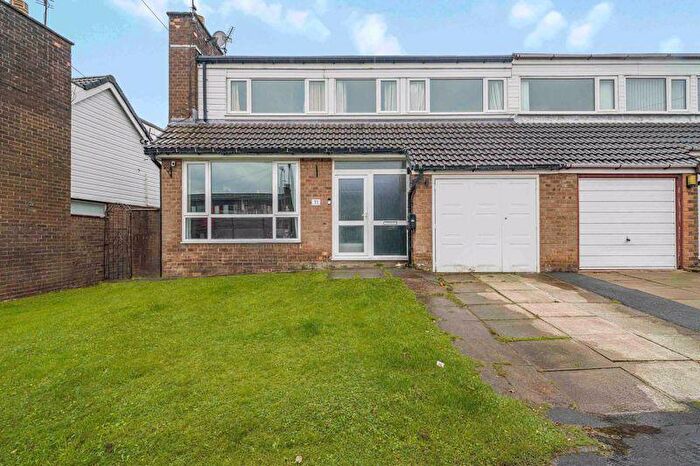 3 Bedroom Semi-Detached House For Sale In Leighton Avenue, Littleborough, OL15