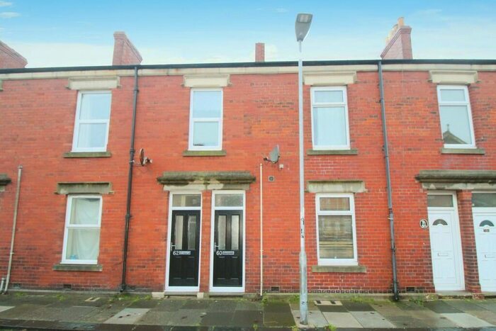 2 Bedroom Flat To Rent In Croft Road, Blyth, NE24