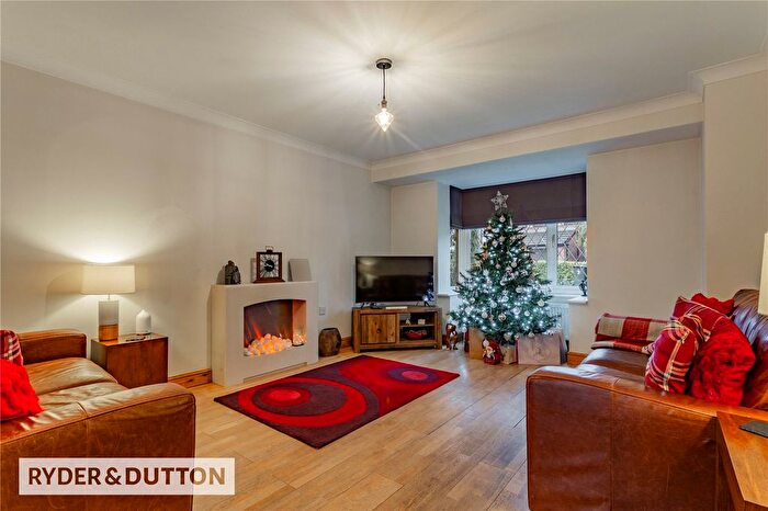 4 Bedroom Detached House For Sale In Guardian Close, Wardle, Rochdale, Greater Manchester, OL12