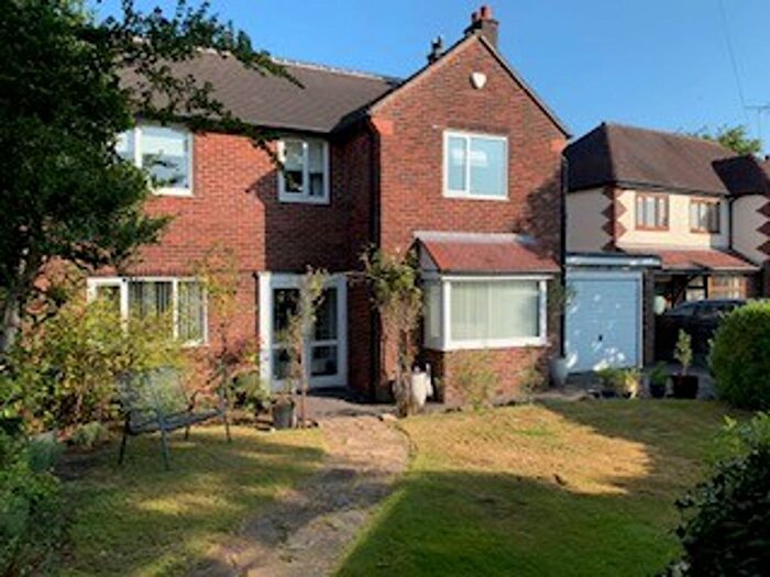 3 Bedroom Detached House To Rent In Eton Close, Rochdale, OL11