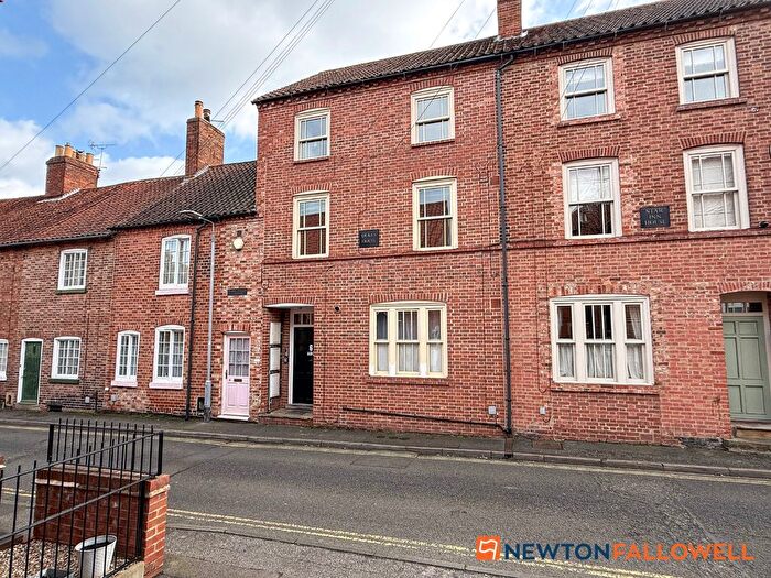 2 Bedroom Flat For Sale In Guildhall Street, Newark, NG24