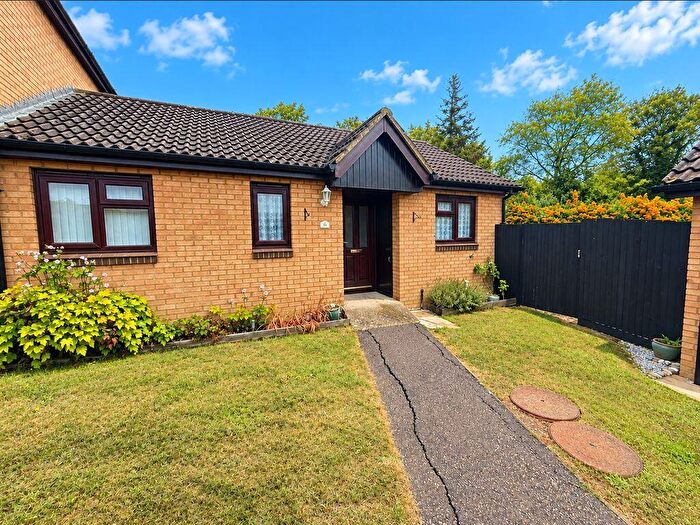 2 Bedroom Semi-Detached Bungalow For Sale In Bryony Place, Conniburrow, Milton Keynes, MK14