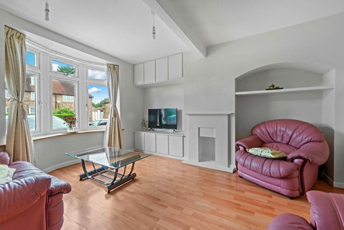 3 Bedroom Terraced House To Rent In Furness Road, Morden, SM4