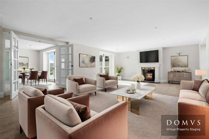 4 Bedroom Detached House For Sale In Abbotsbury, Weymouth, Dorset, DT3