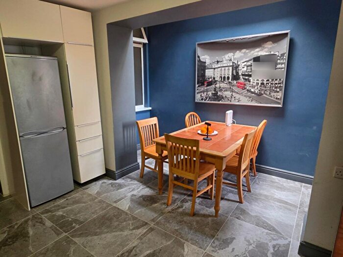 4 Bedroom Terraced House To Rent In Wern Terrace, Port Tennant, SA1