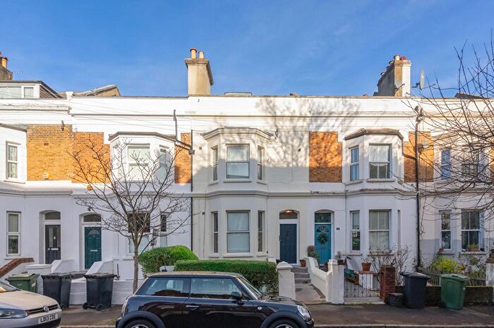 1 Bedroom Flat To Rent In Camden Hill Road, London, SE19