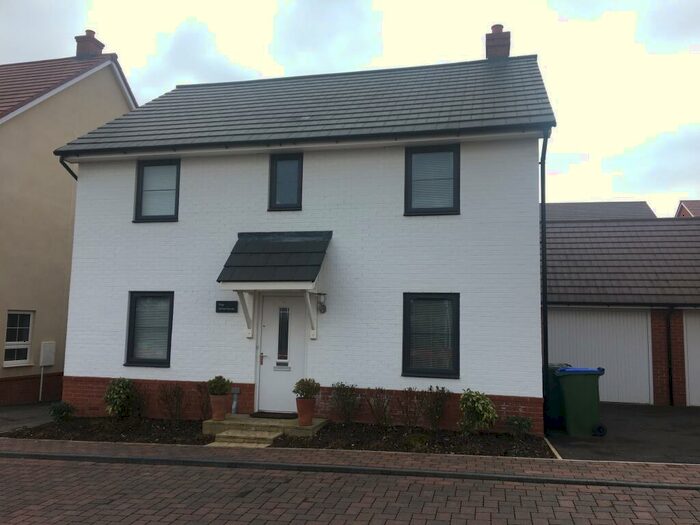 4 Bedroom Detached House To Rent In St. Ebbes Lane, Buckingham, MK18