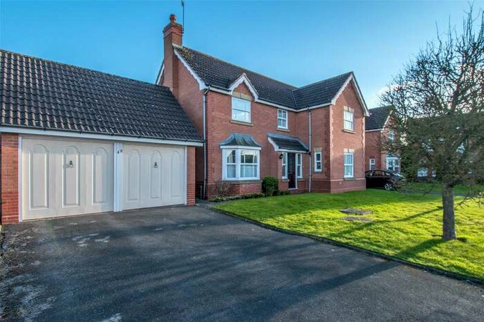 4 Bedroom Detached House For Sale In 43 Rutherford Road, Bromsgrove, Worcestershire, B60
