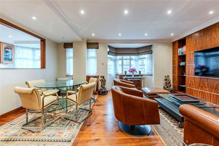 2 Bedroom Flat For Sale In Princes Court, Brompton Road, Knightsbridge, London, SW3