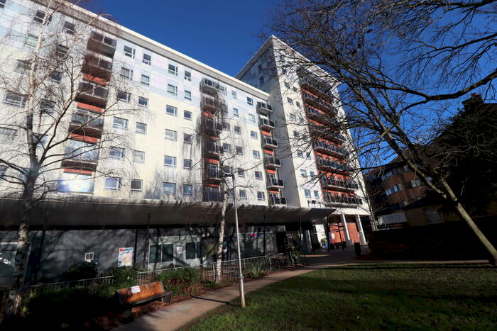 2 Bedroom Apartment To Rent In Brentwood High Street, CM14