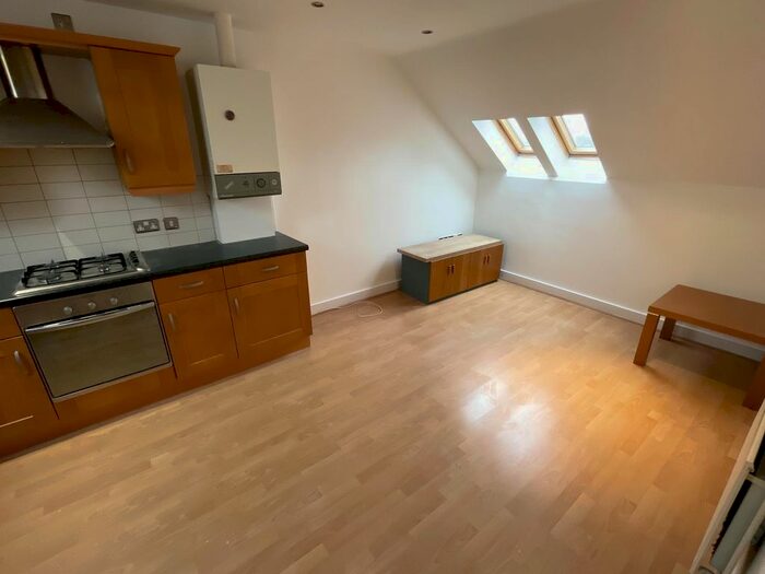 1 Bedroom Flat To Rent In Wilcock Street, Manchester, M16