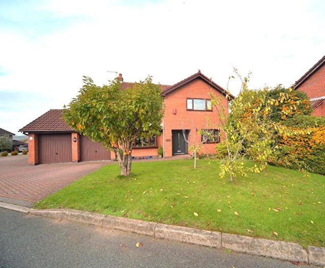 4 Bedroom Detached House For Sale In Ashdale Close, Burton-On-Trent, DE15