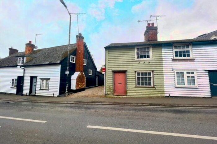 2 Bedroom Property To Rent In Norsey Road, Billericay, CM11