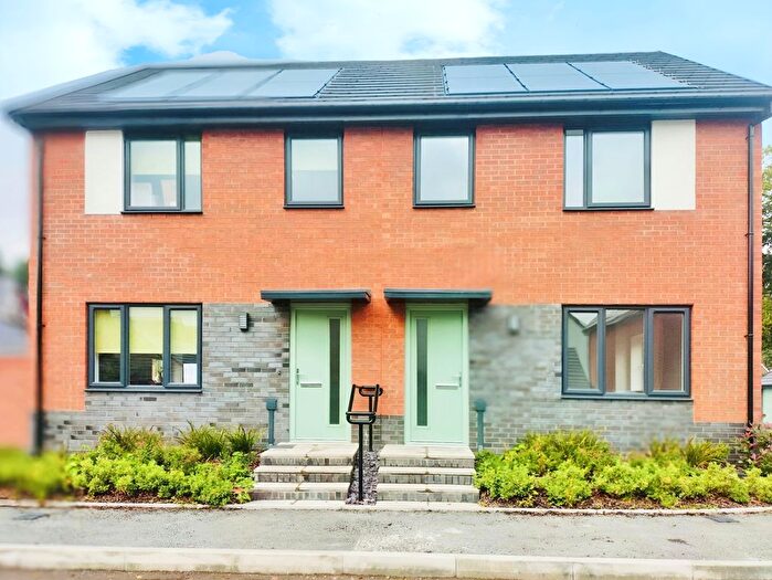 3 Bedroom Semi-Detached House To Rent In Northgate, Ebbw Vale, NP23