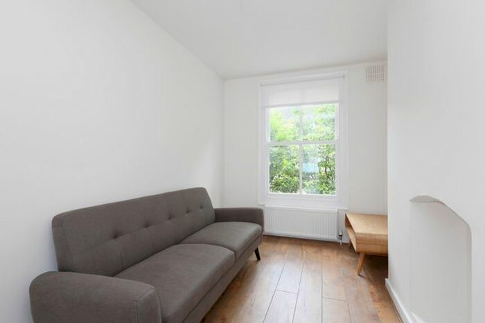 1 Bedroom Flat To Rent In Ellingfort Road, London Fields, E8
