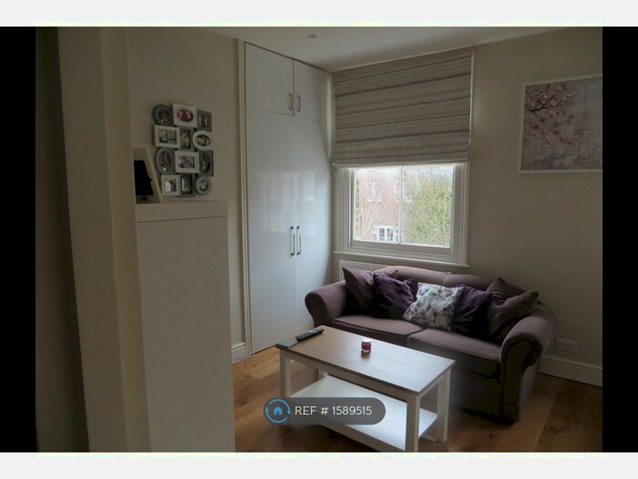 1 Bedroom Flat To Rent In Floor, London, W12
