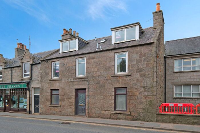 3 Bedroom Flat To Rent In High Street, Inverurie, Aberdeenshire, AB51