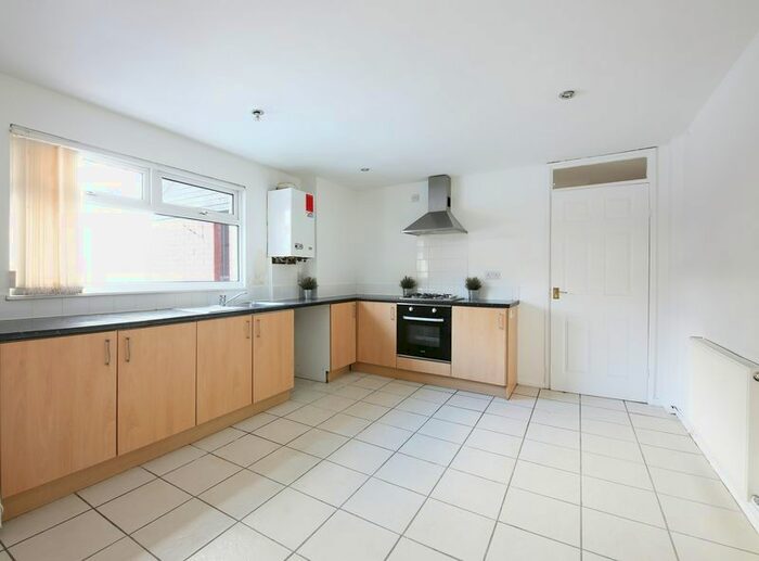 3 Bedroom Property To Rent In Rushfield Crescent, Brookvale, Runcorn, WA7