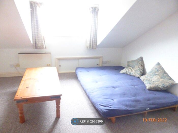 Studio To Rent In Grove Road, Norwich, NR1