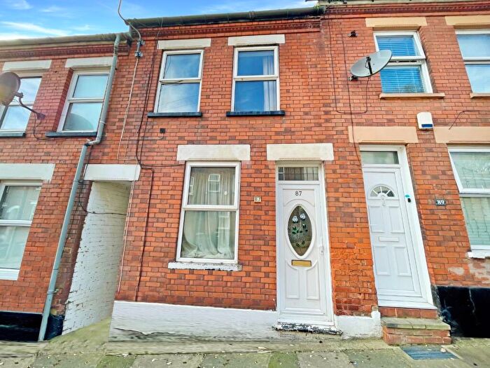 2 Bedroom Terraced House To Rent In Hartley Road, Luton, Bedfordshire, LU2