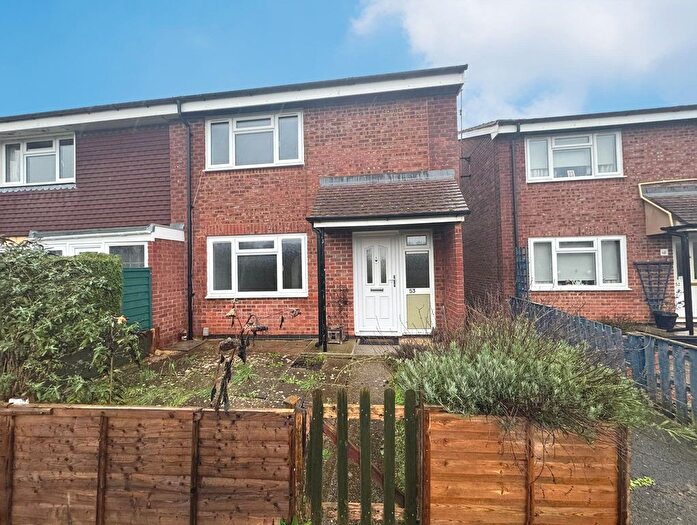 2 Bedroom Property For Sale In Overmead, Abingdon, Oxfordshire, OX14