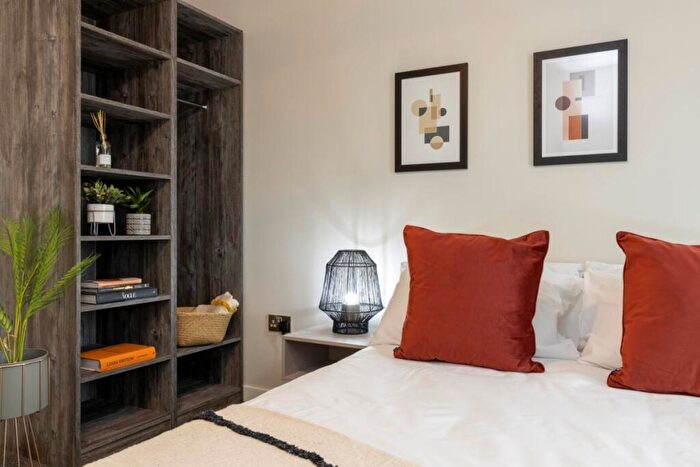 1 Bedroom Flat To Rent In Waterways Avenue Manchester, M15