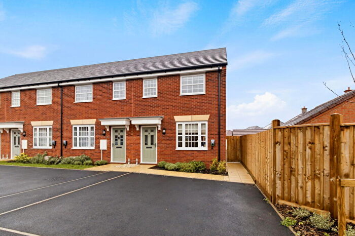 3 Bedroom End Of Terrace House For Sale In Grange Avenue, Ledbury, HR8