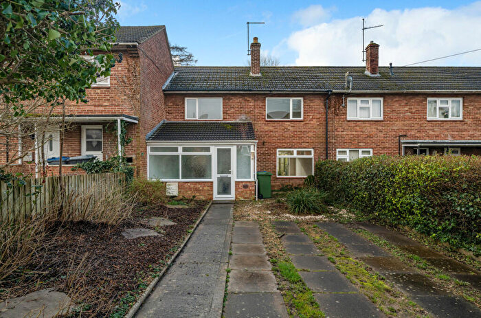 3 Bedroom House For Sale In Queensway, Warminster, BA12