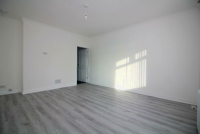 2 Bedroom Flat To Rent In Lane Crescent, Drongan, KA6