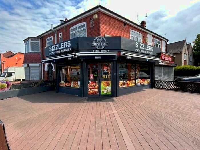 2 Bedroom Flat To Rent In Sandringham Road, Doncaster, South Yorkshire, DN2