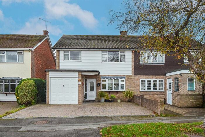 3 Bedroom Semi-Detached House For Sale In Plovers Mead, Wyatts Green, Brentwood, CM15