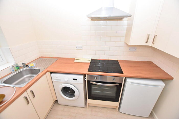 2 Bedroom Apartment To Rent In Haydock Close, Chester, CH1