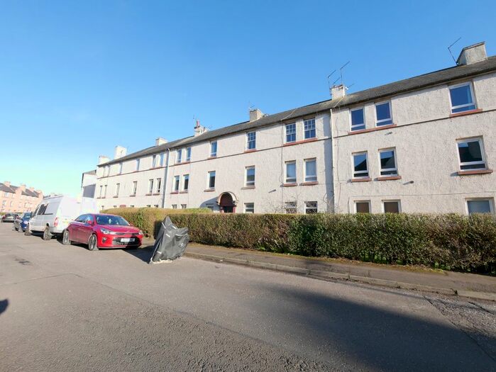 1 Bedroom Flat To Rent In Stenhouse Avenue West, Stenhouse, Edinburgh, EH11