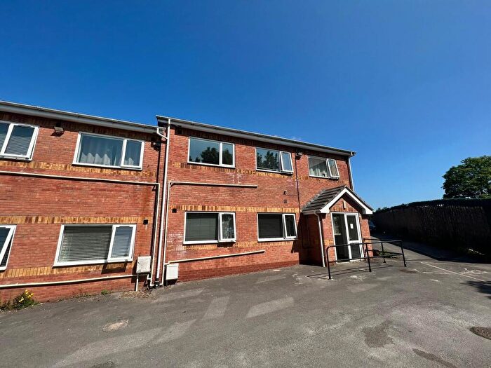 2 Bedroom Apartment To Rent In Chelsea Court, NG7