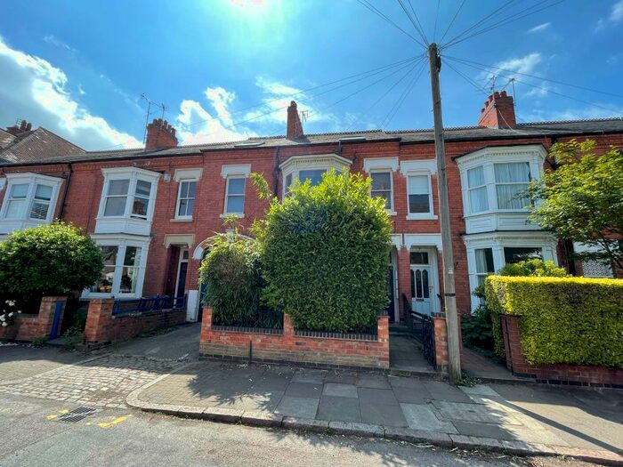 3 Bedroom Flat To Rent In Central Avenue, Clarendon Park, Leicester, LE2