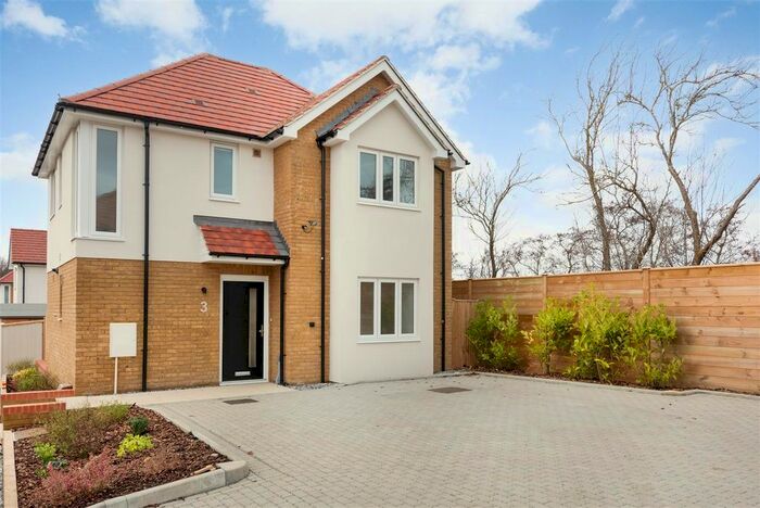 3 Bedroom Detached House To Rent In Lower Road, Teynham, Sittingbourne, ME9