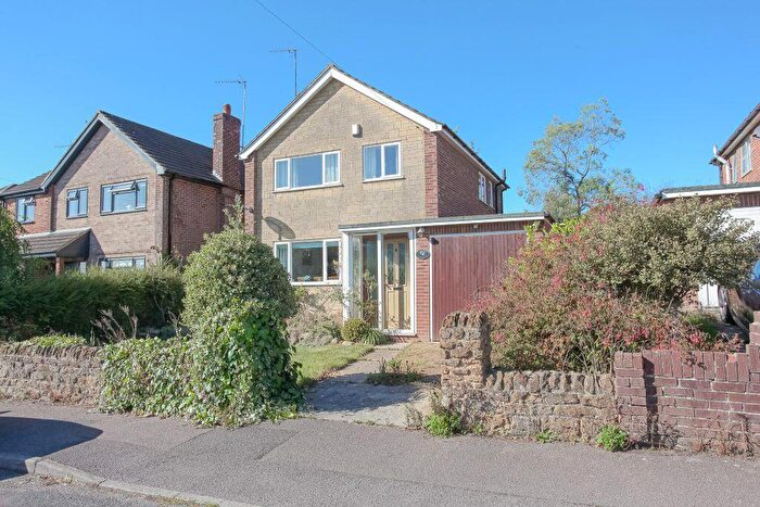 3 Bedroom Detached House For Sale In Sinclair Avenue, Banbury, OX16