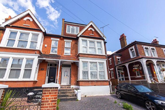 1 Bedroom Flat For Sale In York Road, Southend On Sea, SS1