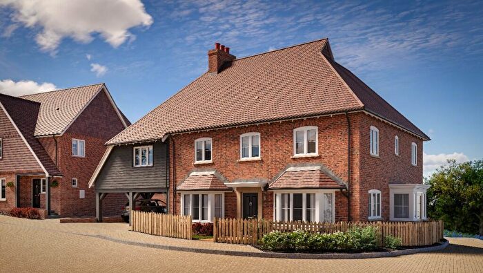 4 Bedroom Detached House For Sale In Scotland Lane, Haslemere, GU27